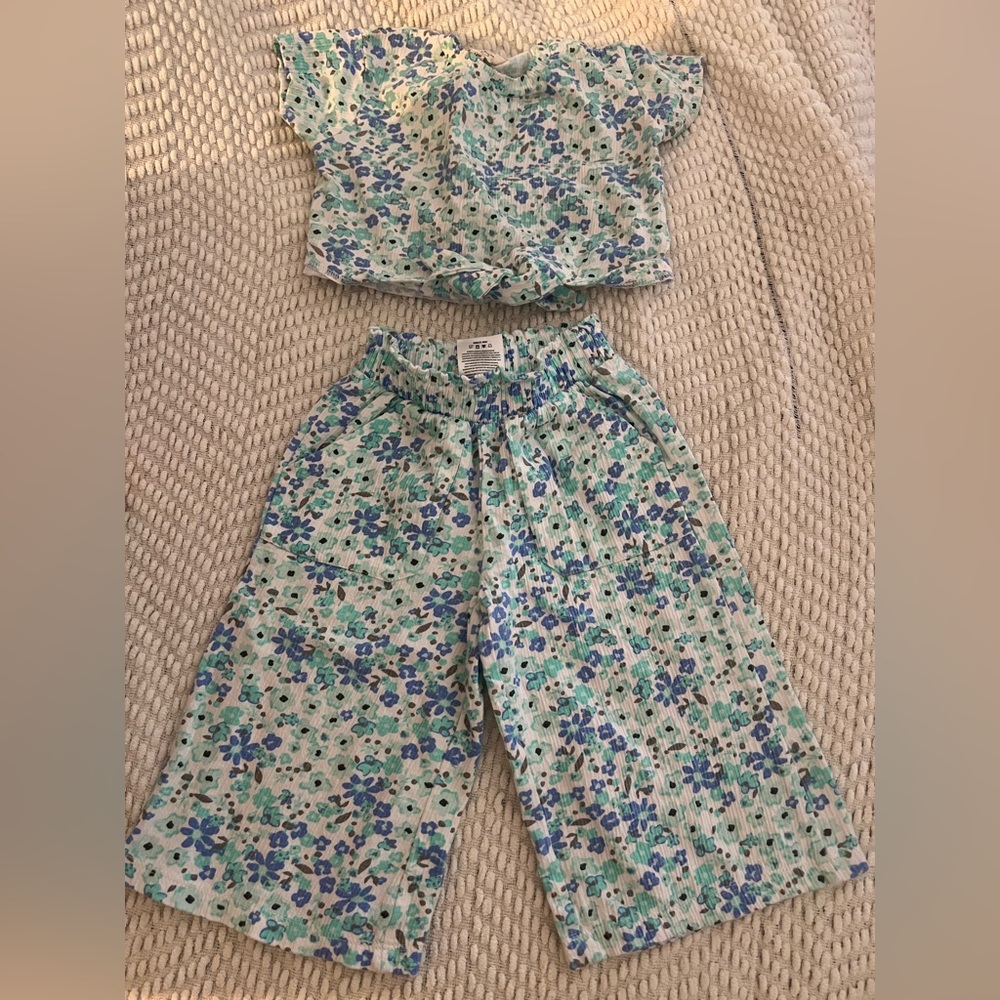 Jessica Simpson Floral Two-Piece Set in Blue and Mint